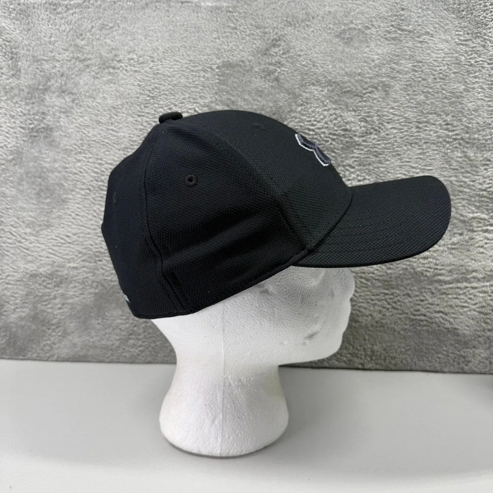 Under Armour Youth Blitzing 3.0 Hat Black Embroidered Logo Cap XS/S 1305017